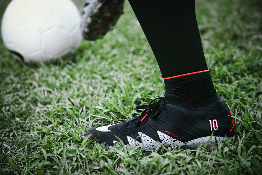 футбольные бутсы Nike Hypervenom Phantom II Neymar 