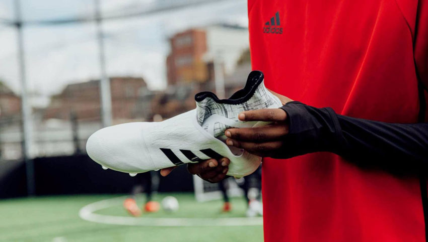 Новая эра футбольных бутс от Adidas