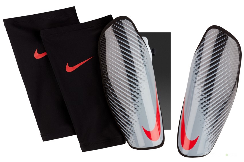 Nike Protegga Carbonite